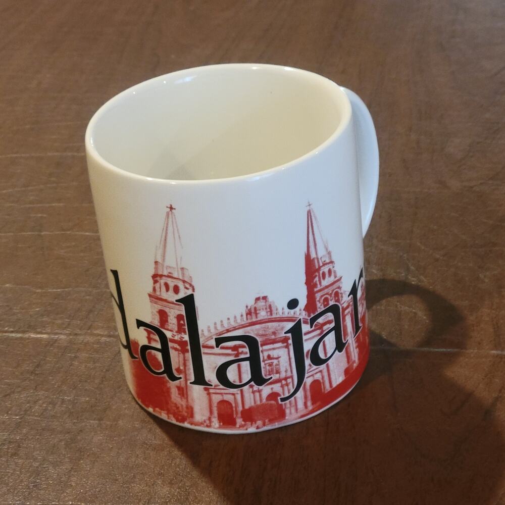 Vintage 2006 Starbucks Cup Mug Guadalajara Mexico Icon City 16 oz RARE Large New